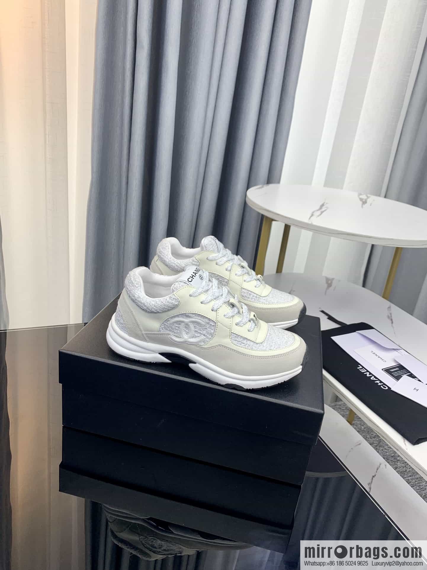 Chanel Chanel's latest suede panda shoes casual sneakers skate shoes