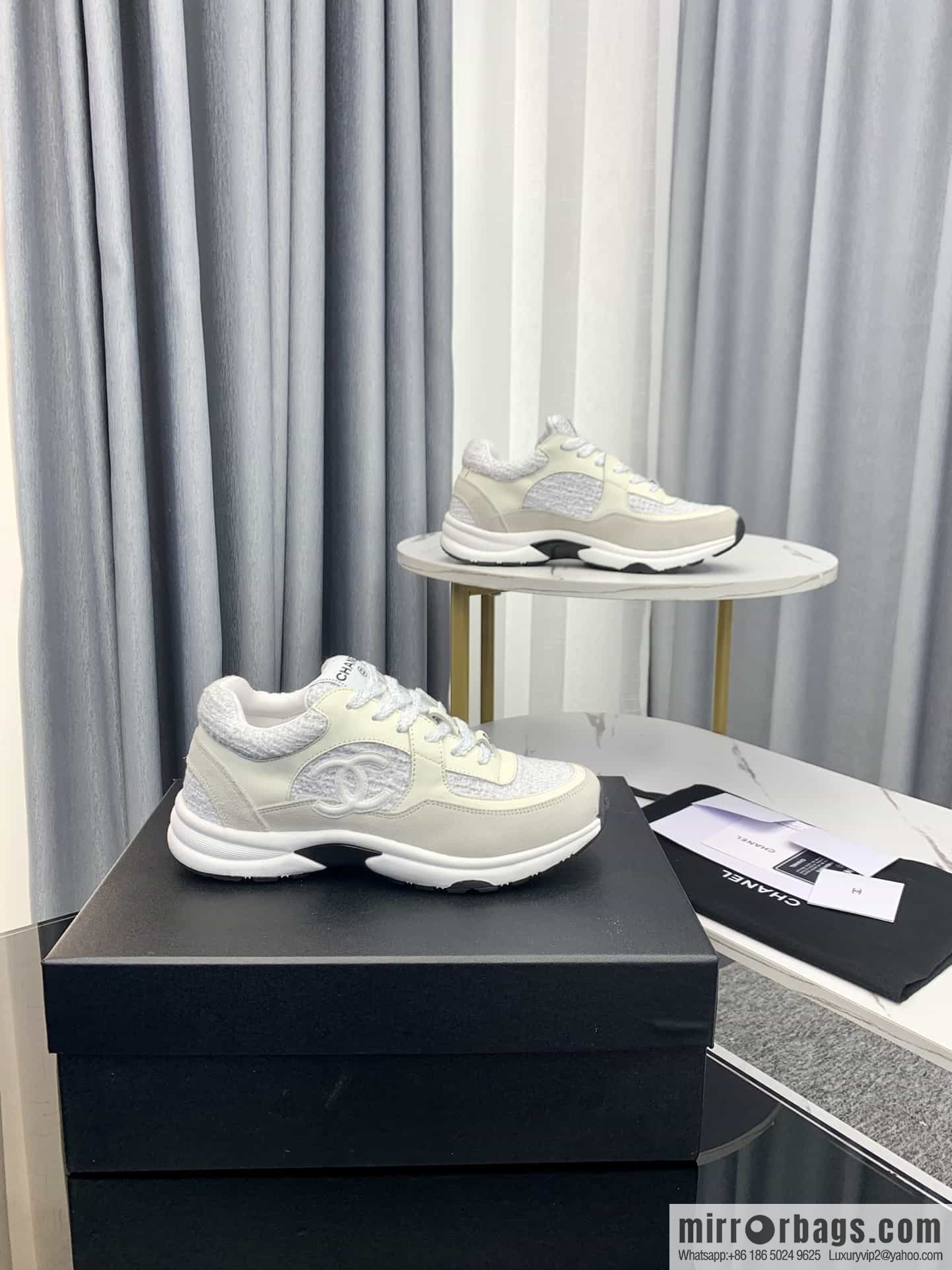 Chanel Chanel's latest suede panda shoes casual sneakers skate shoes