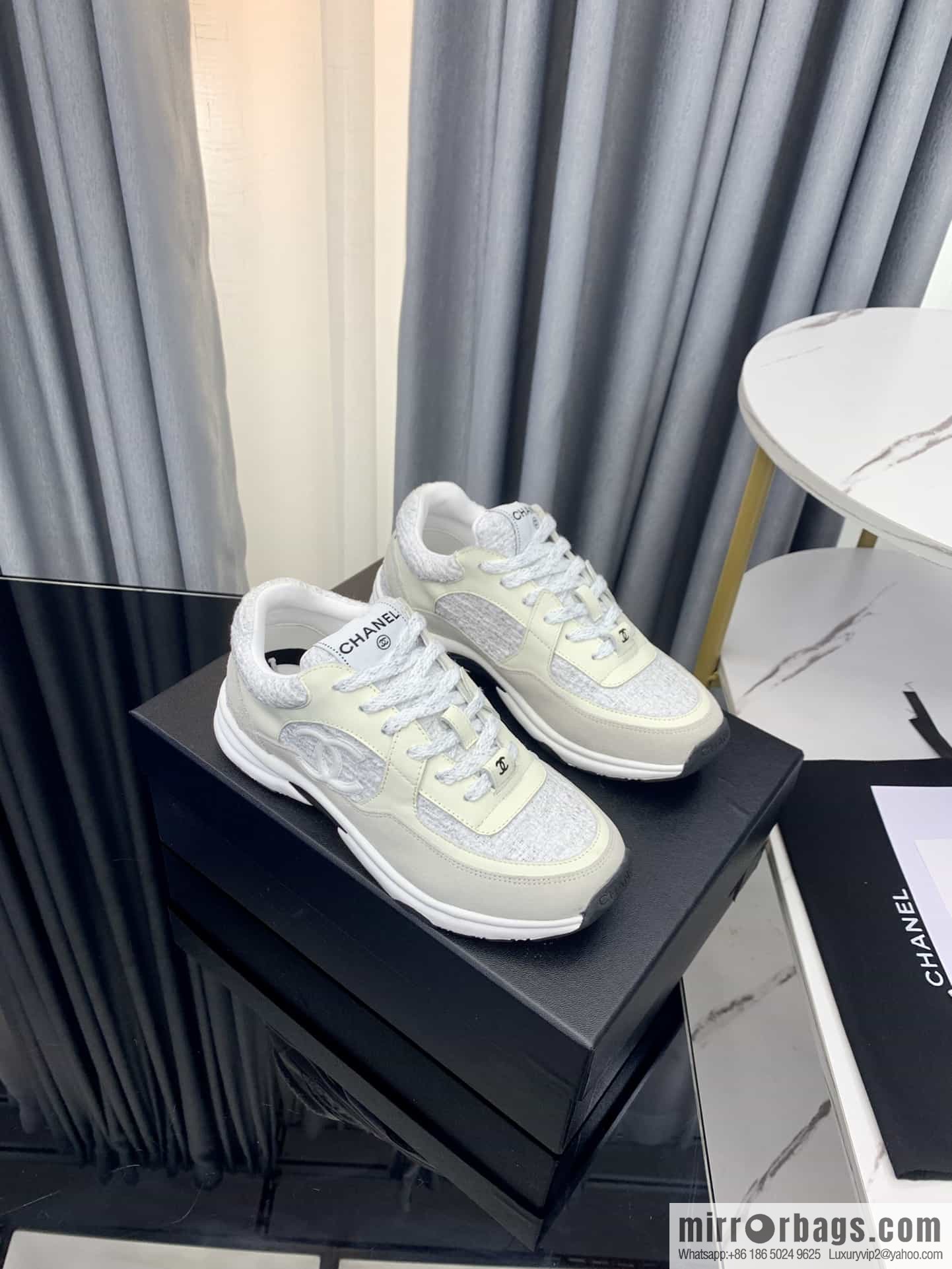 Chanel Chanel's latest suede panda shoes casual sneakers skate shoes