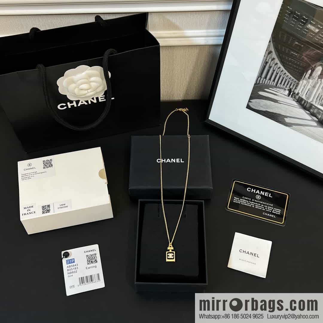 New ☑️ Chanel double c gold perfume bottle necklace