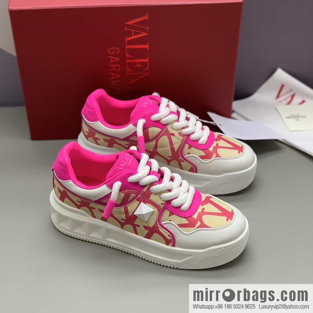 VALENTINO Valentino, women's low-top casual sneakers with sheepskin material