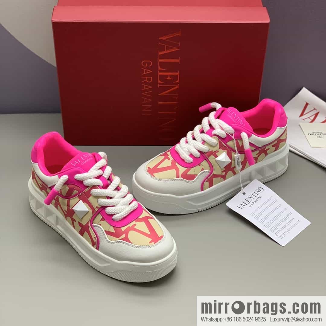 VALENTINO Valentino, women's low-top casual sneakers with sheepskin material