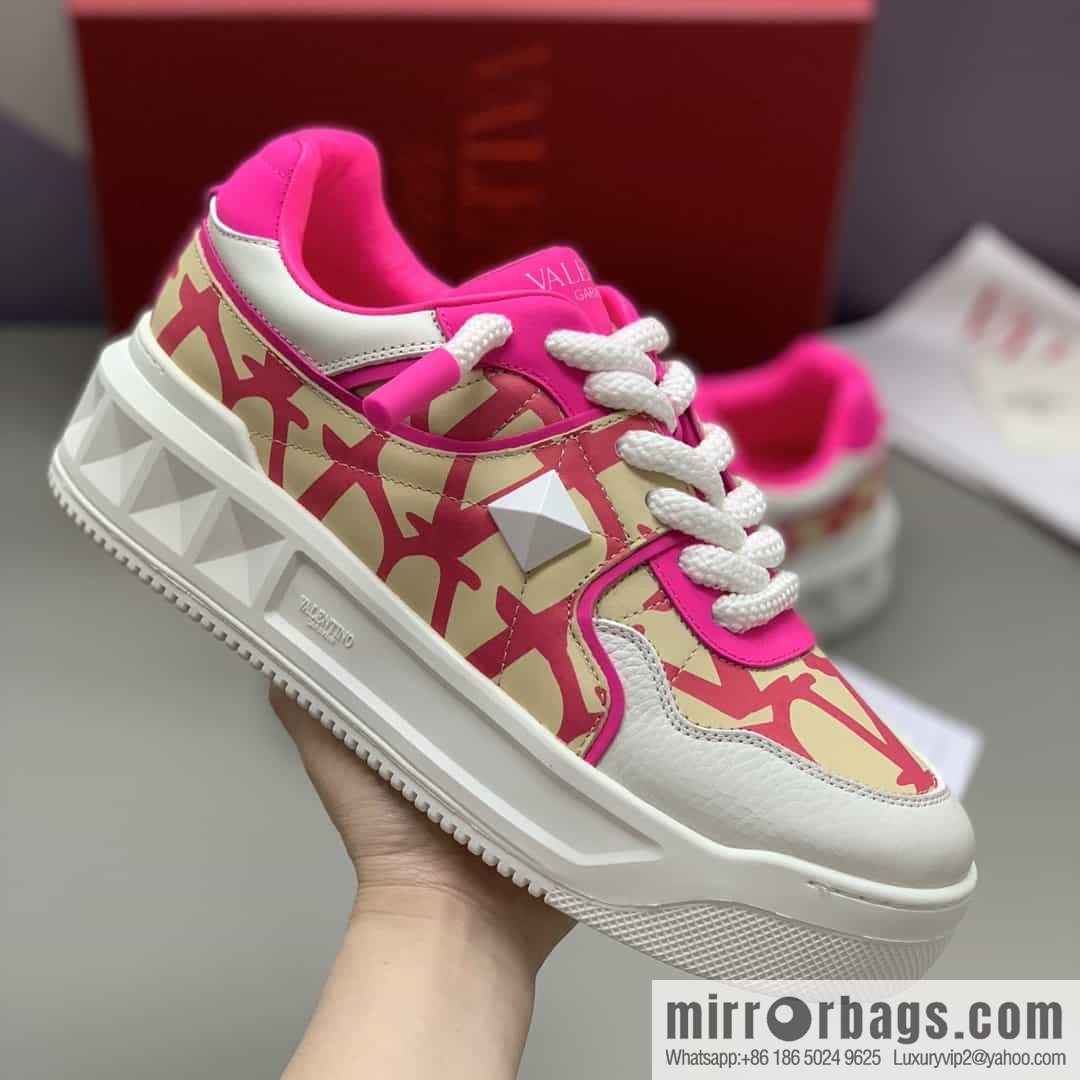 VALENTINO Valentino, women's low-top casual sneakers with sheepskin material
