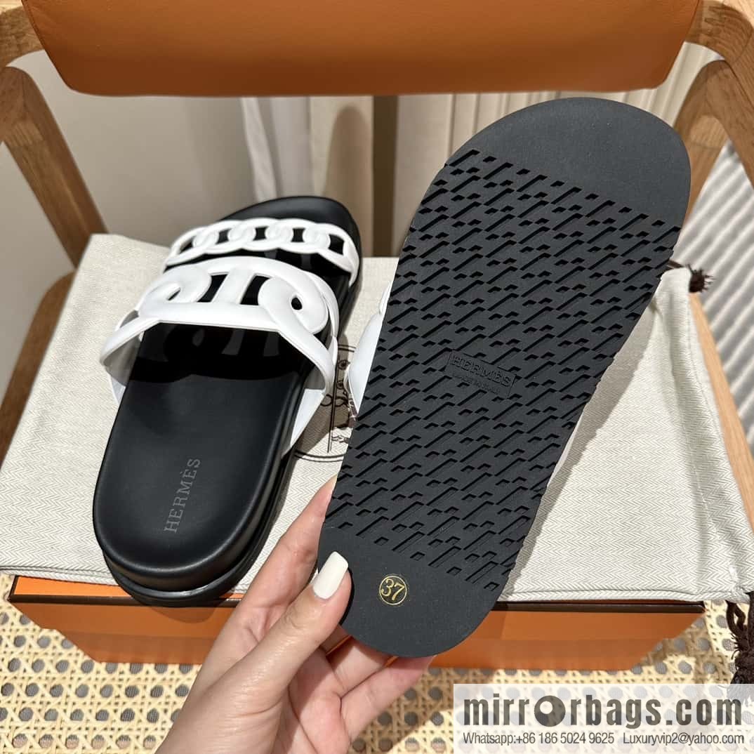 HERMES/Hermès new pig nose second uncle shoes