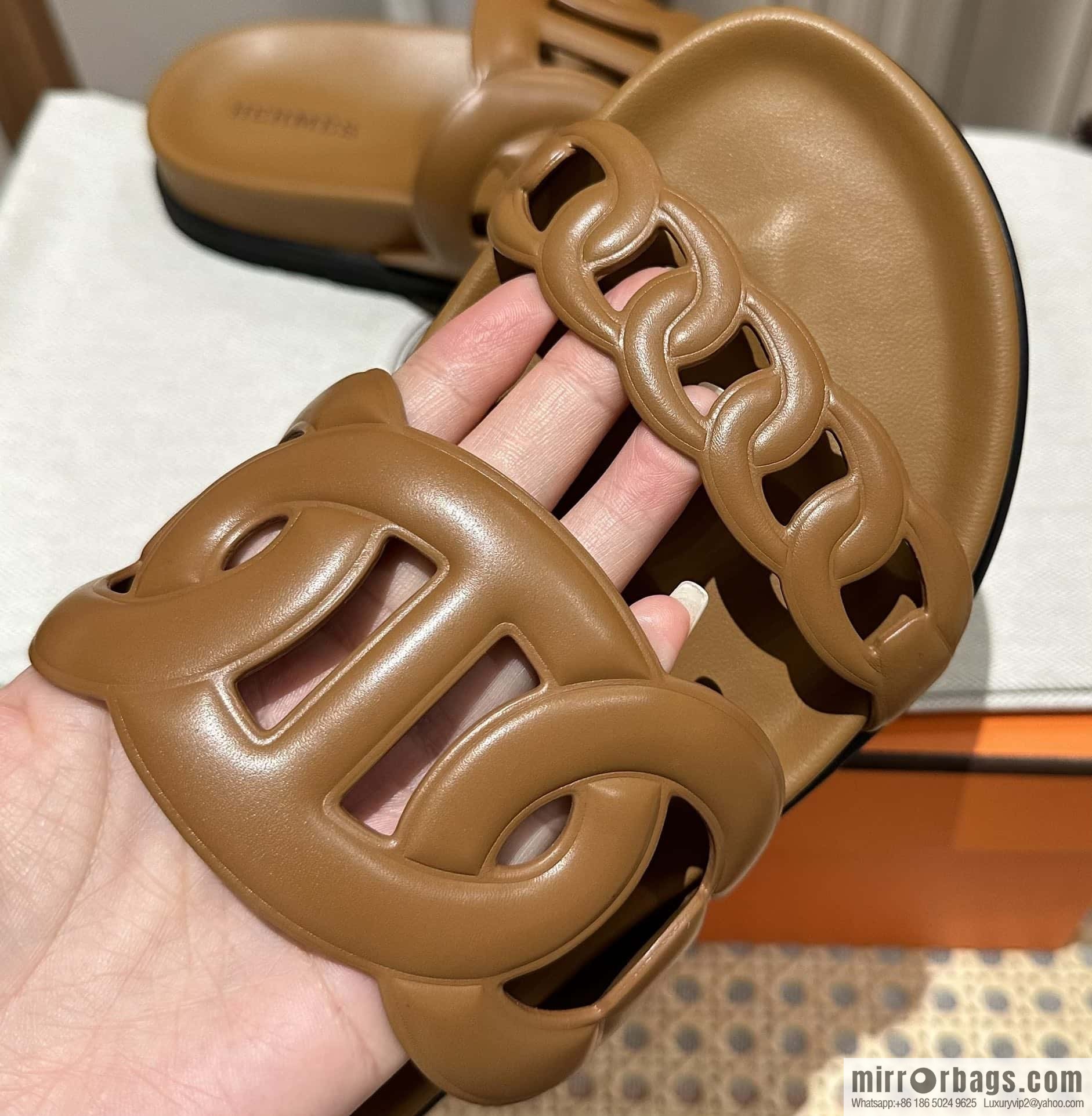 HERMES/Hermès new pig nose second uncle shoes