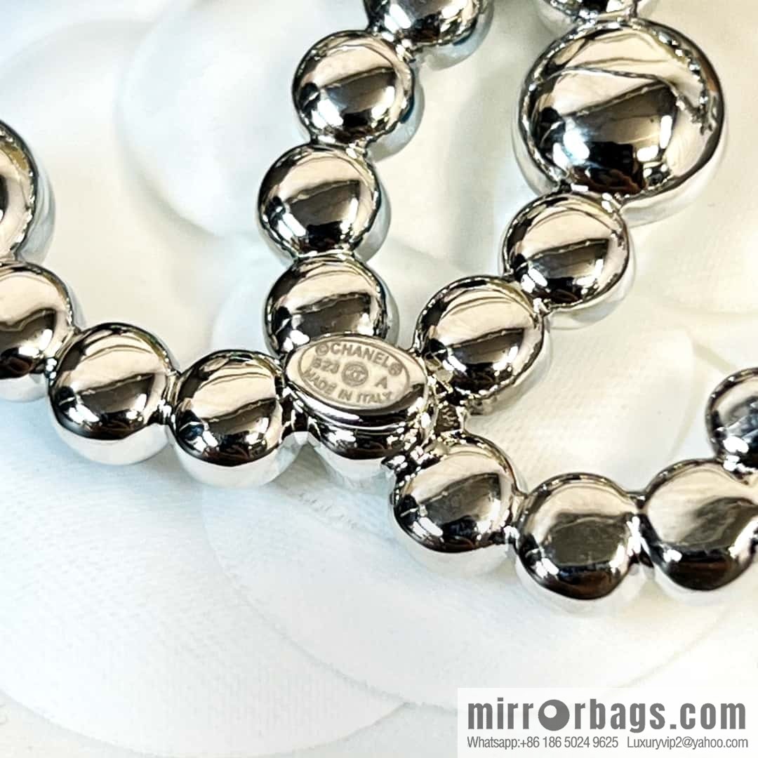New ☑️ Chanel Double C Half Diamond Half Pearl Brooch