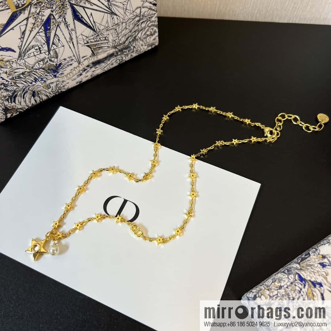 New ☑️ DIOR Dior pentagram ⭐ star pearl necklace
