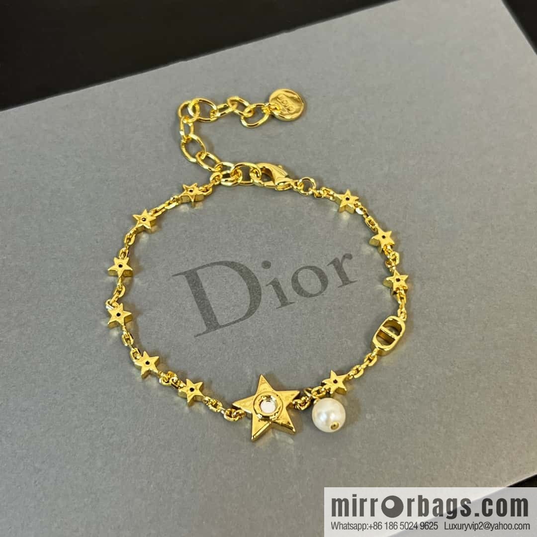 New ☑️ DIOR mirror pearl pentagram ⭐ star bracelet