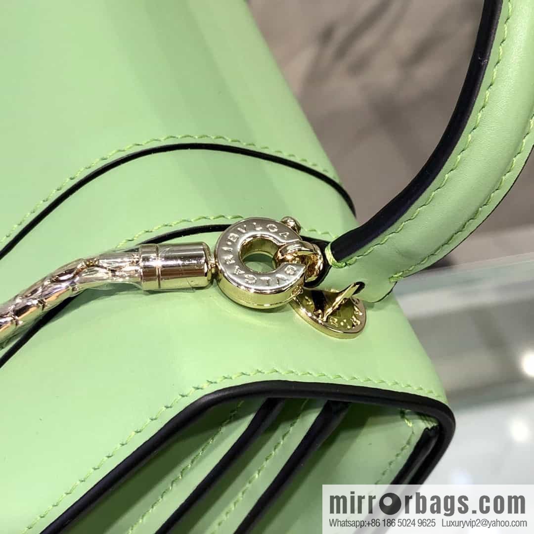 [Bvlgari] Bulgari counter hot-selling Serpenti Forever wrist organ bag model number: 38329