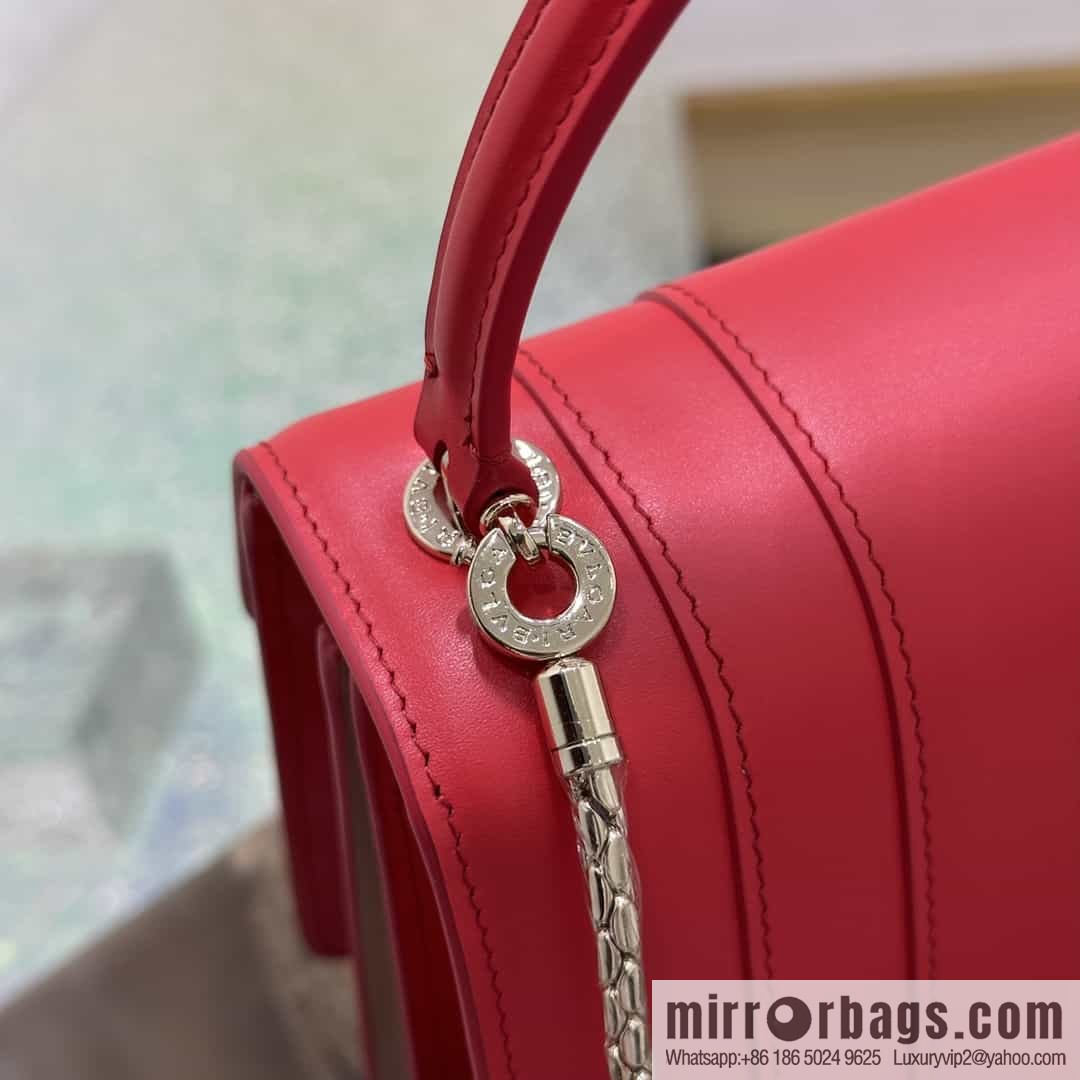 [Bvlgari] Bulgari counter hot-selling Serpenti Forever wrist organ bag model number: 38329