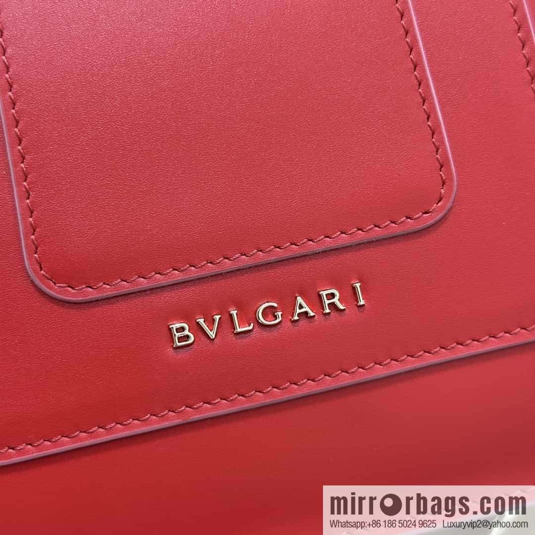 [Bvlgari] Bulgari counter hot-selling Serpenti Forever wrist organ bag model number: 38329