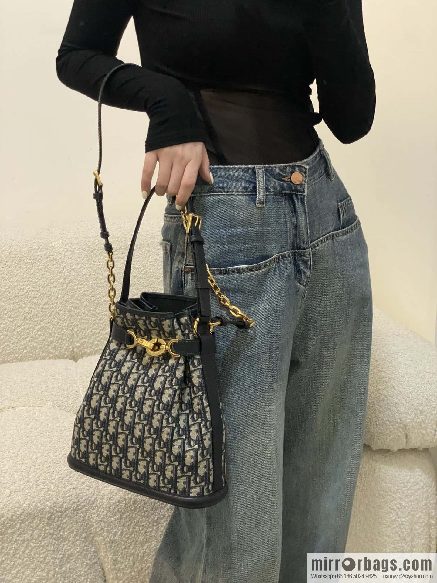 Medium C'EST DIOR Bag M2271UTZQ_M928