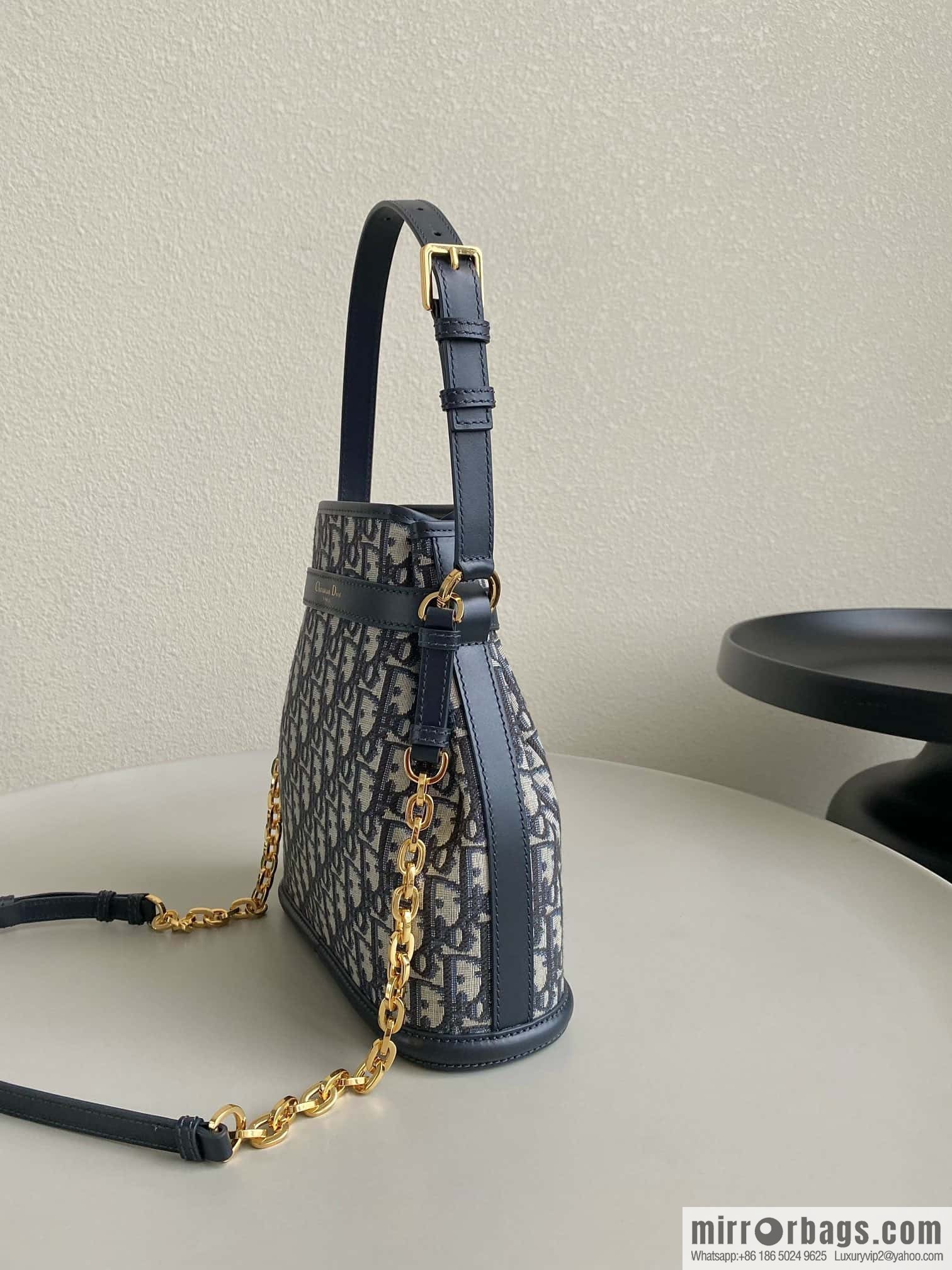 Medium C'EST DIOR Bag M2271UTZQ_M928