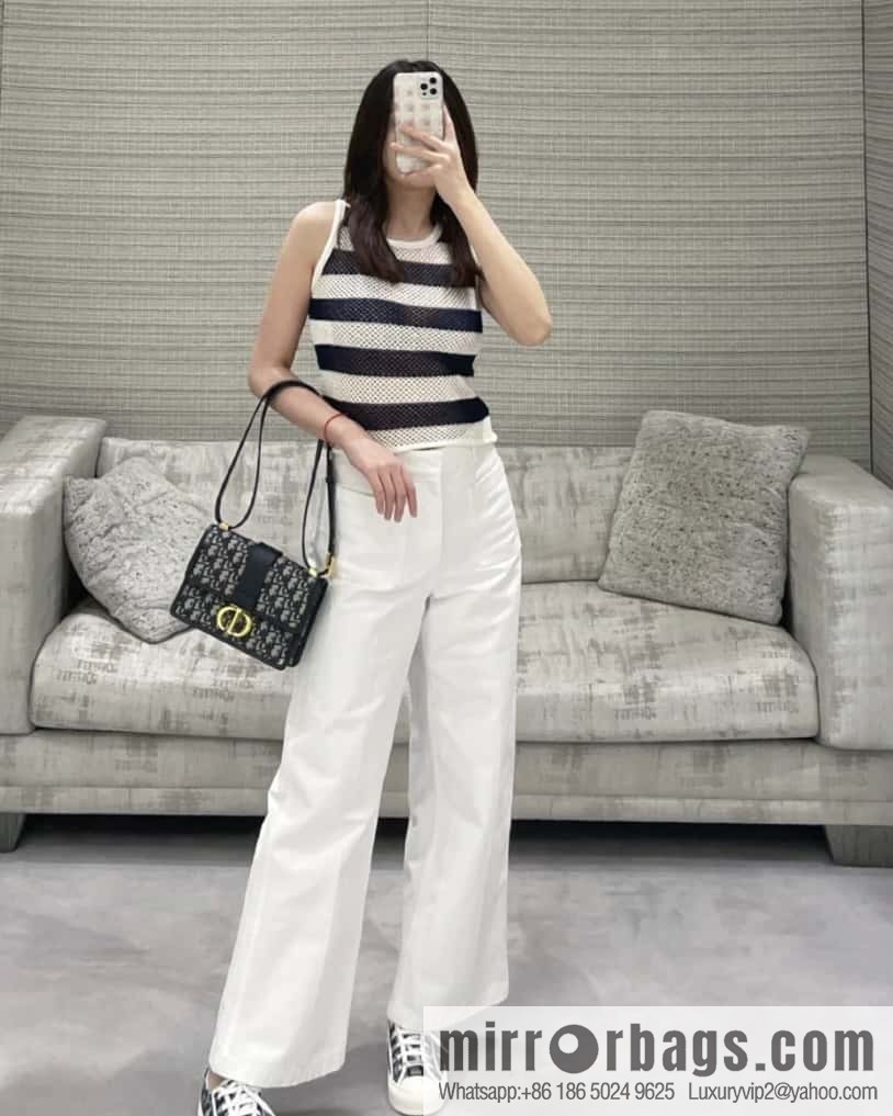 Small 30 MONTAIGNE handbag M9234UTZQ_M928