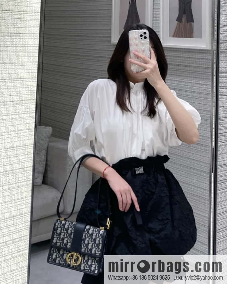 Small 30 MONTAIGNE handbag M9234UTZQ_M928