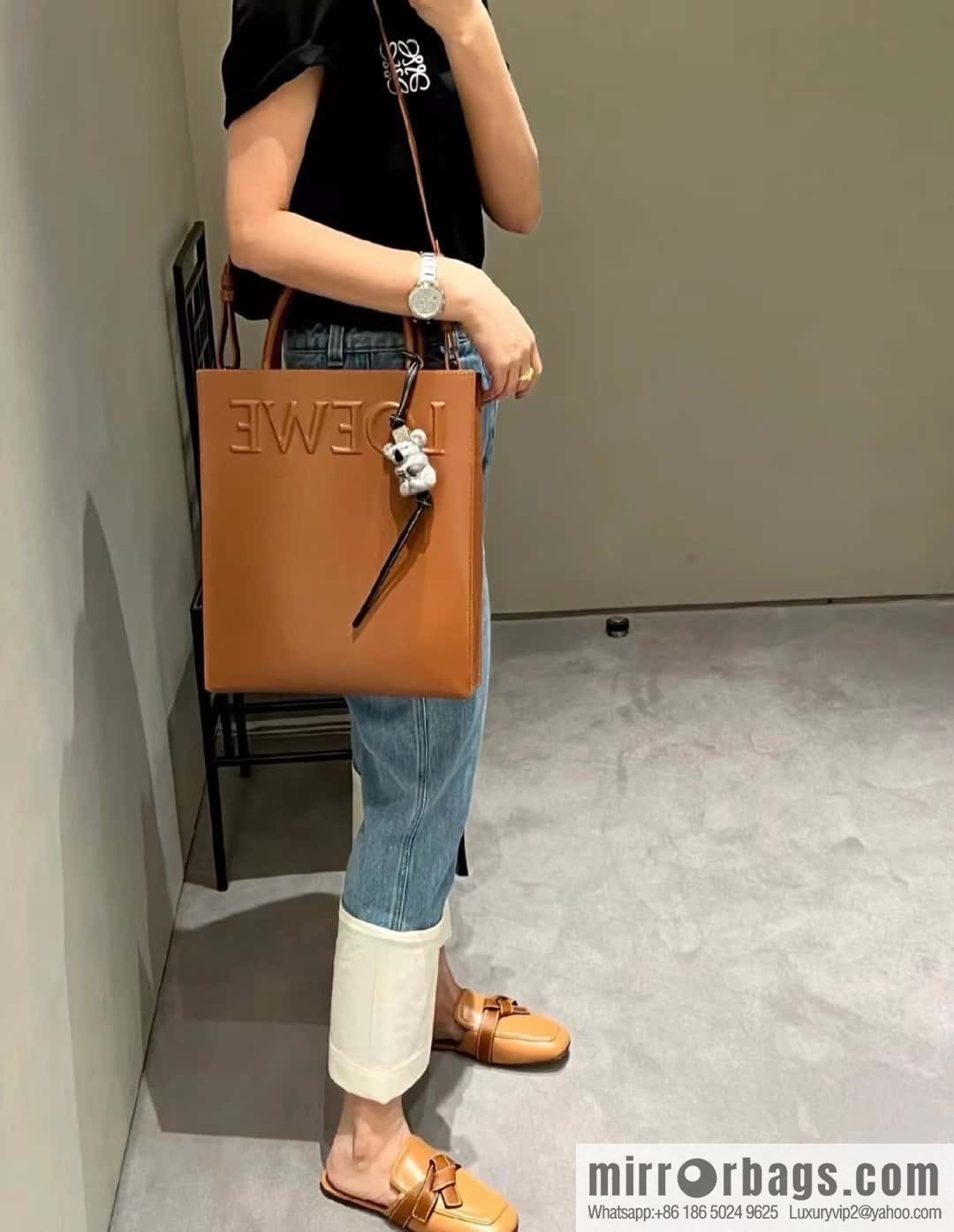 LOEWE latest show A4 tote music bag tote bag 0690 brown