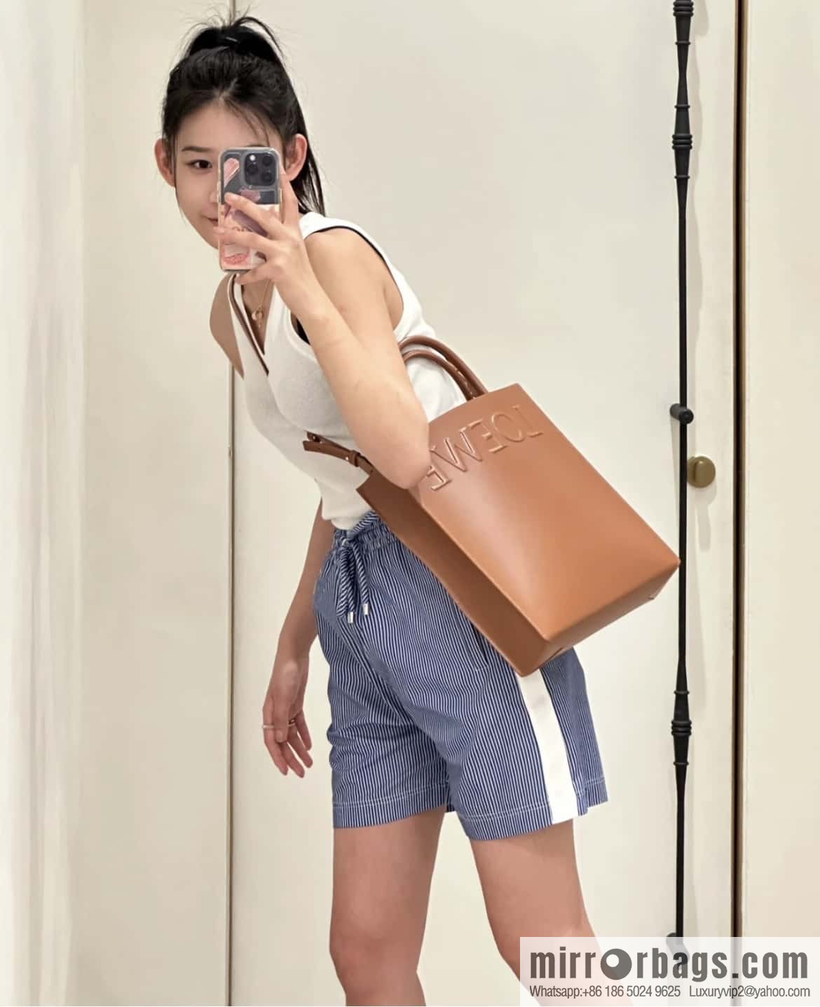 LOEWE latest show A4 tote music bag tote bag 0690 brown
