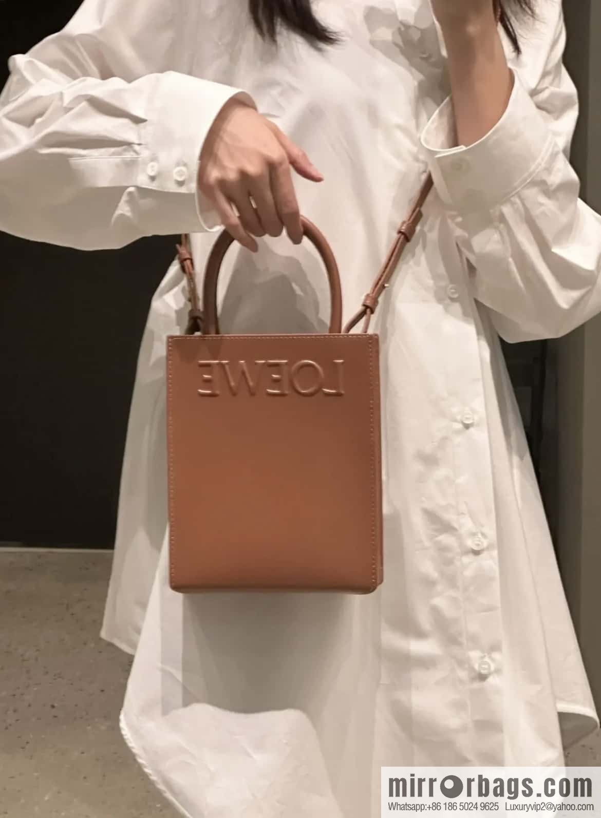 LOEWE latest show A5 tote music small tote bag 0691 brown