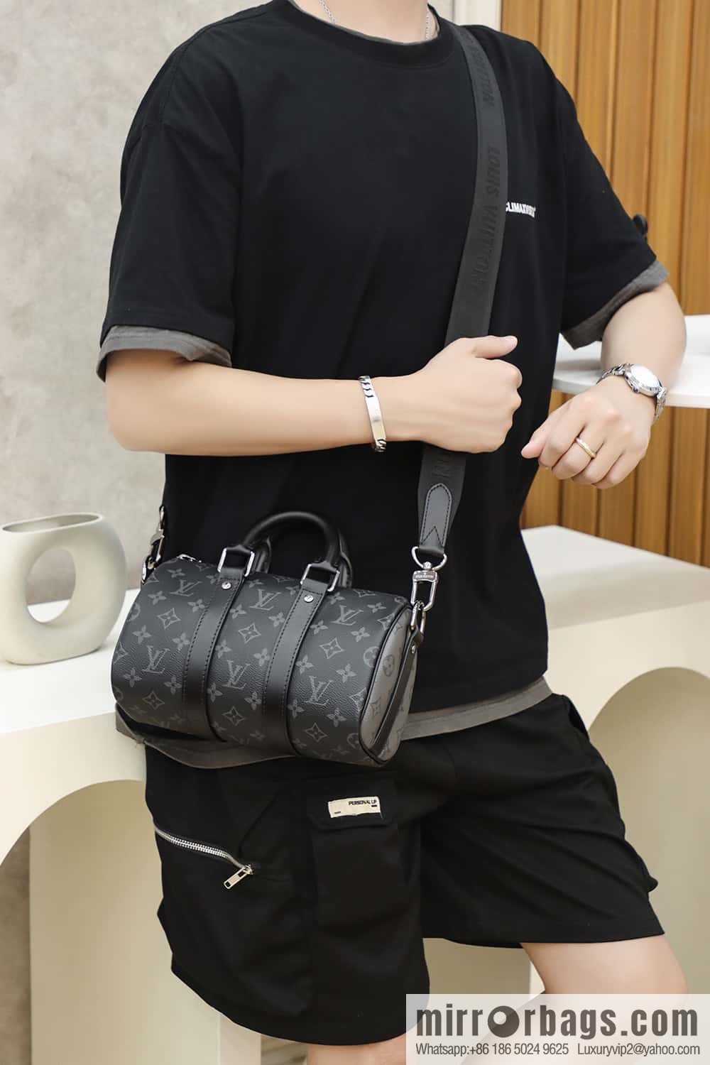 LV M46271 Keepall Bandoulière 25