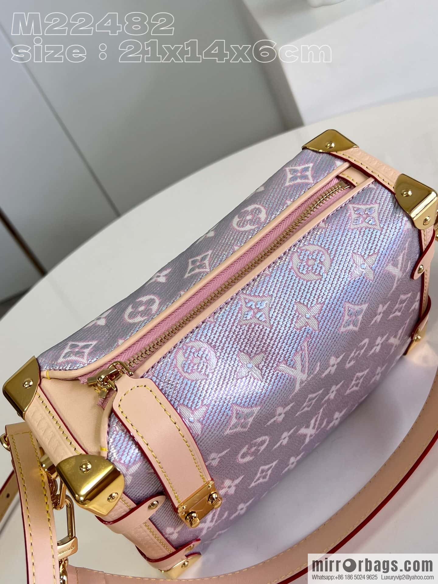 LV M22842 Side Trunk