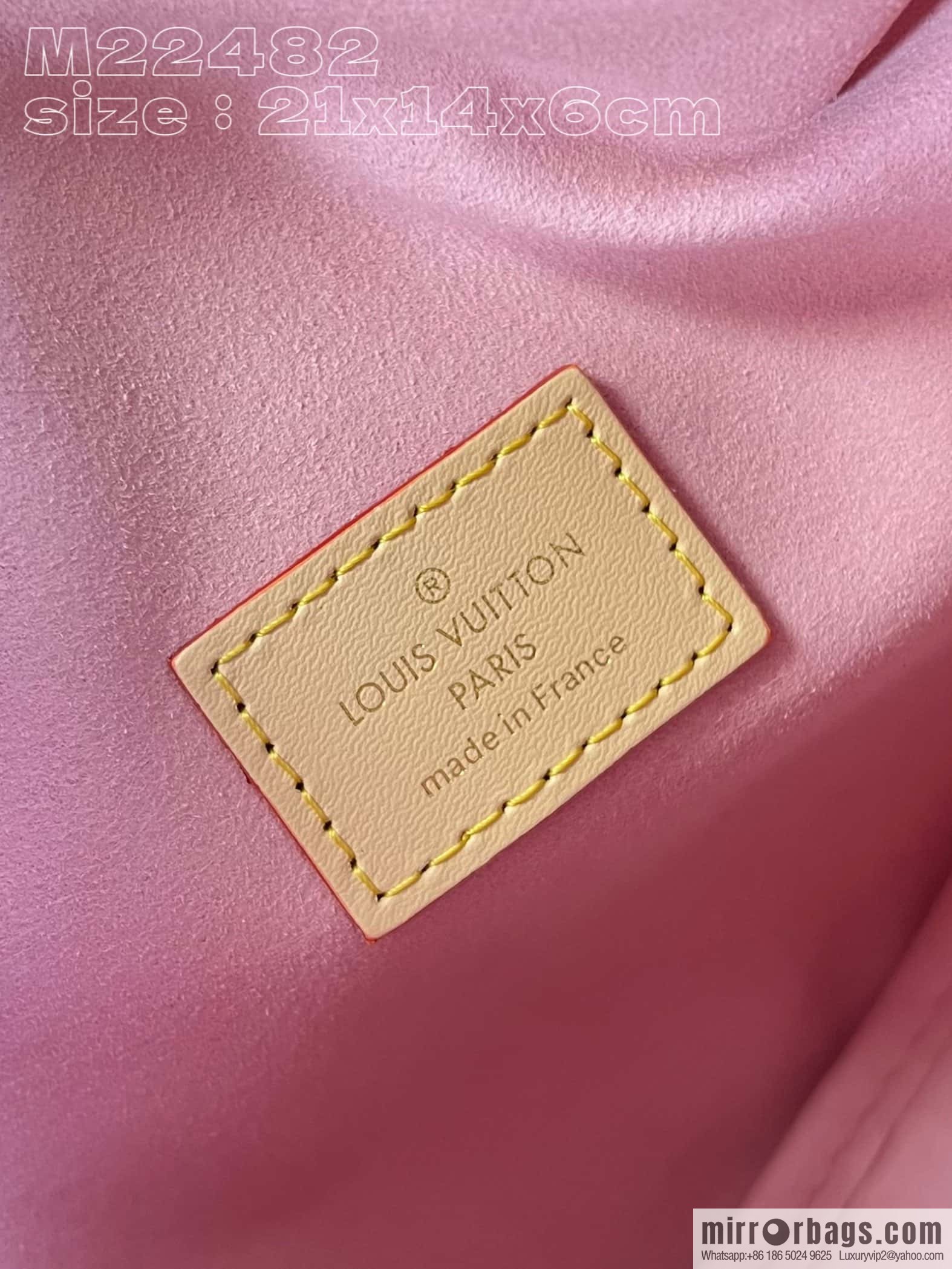 LV M22842 Side Trunk