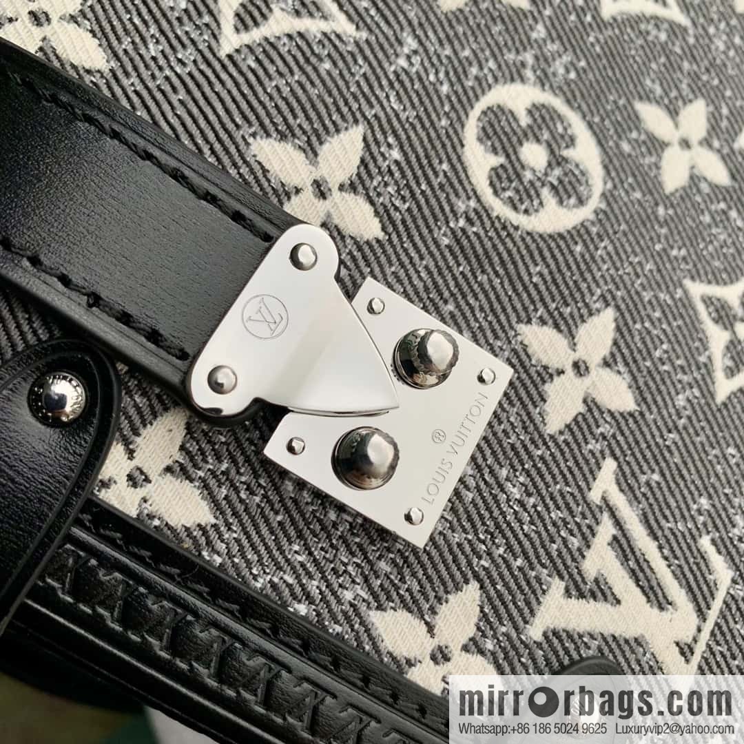 LV M21460 Side Trunk Bag
