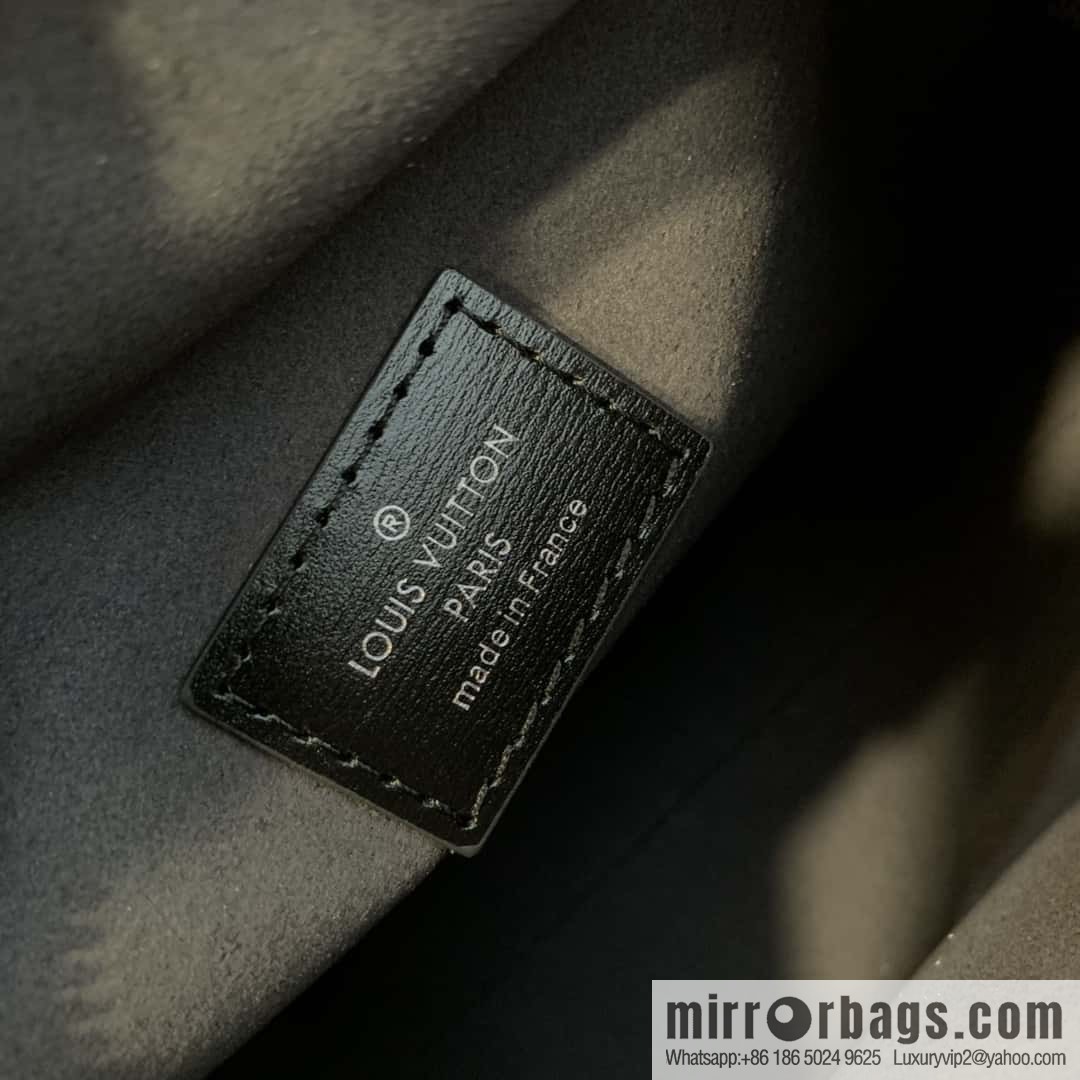 LV M21460 Side Trunk Bag