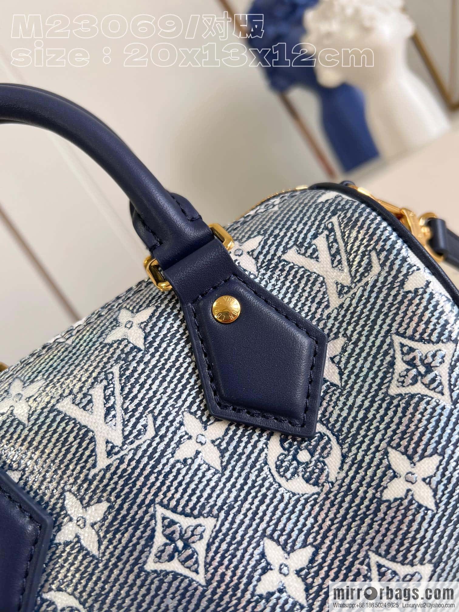 LV M23069 Speedy Bandoulière 20
