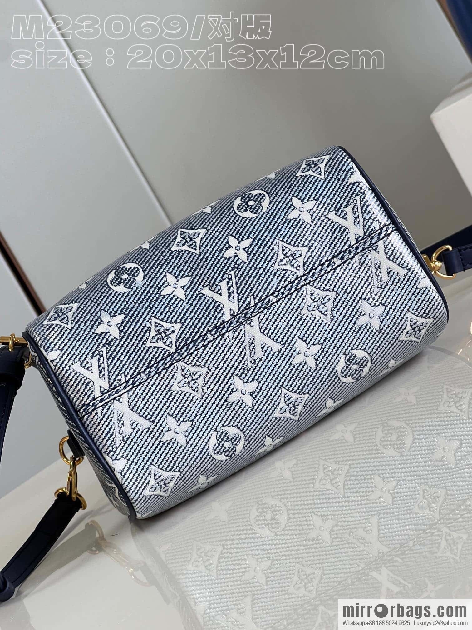 LV M23069 Speedy Bandoulière 20