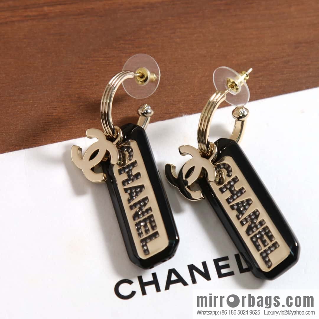 New ☑️ Chanel C2 double c strip letter stud earrings