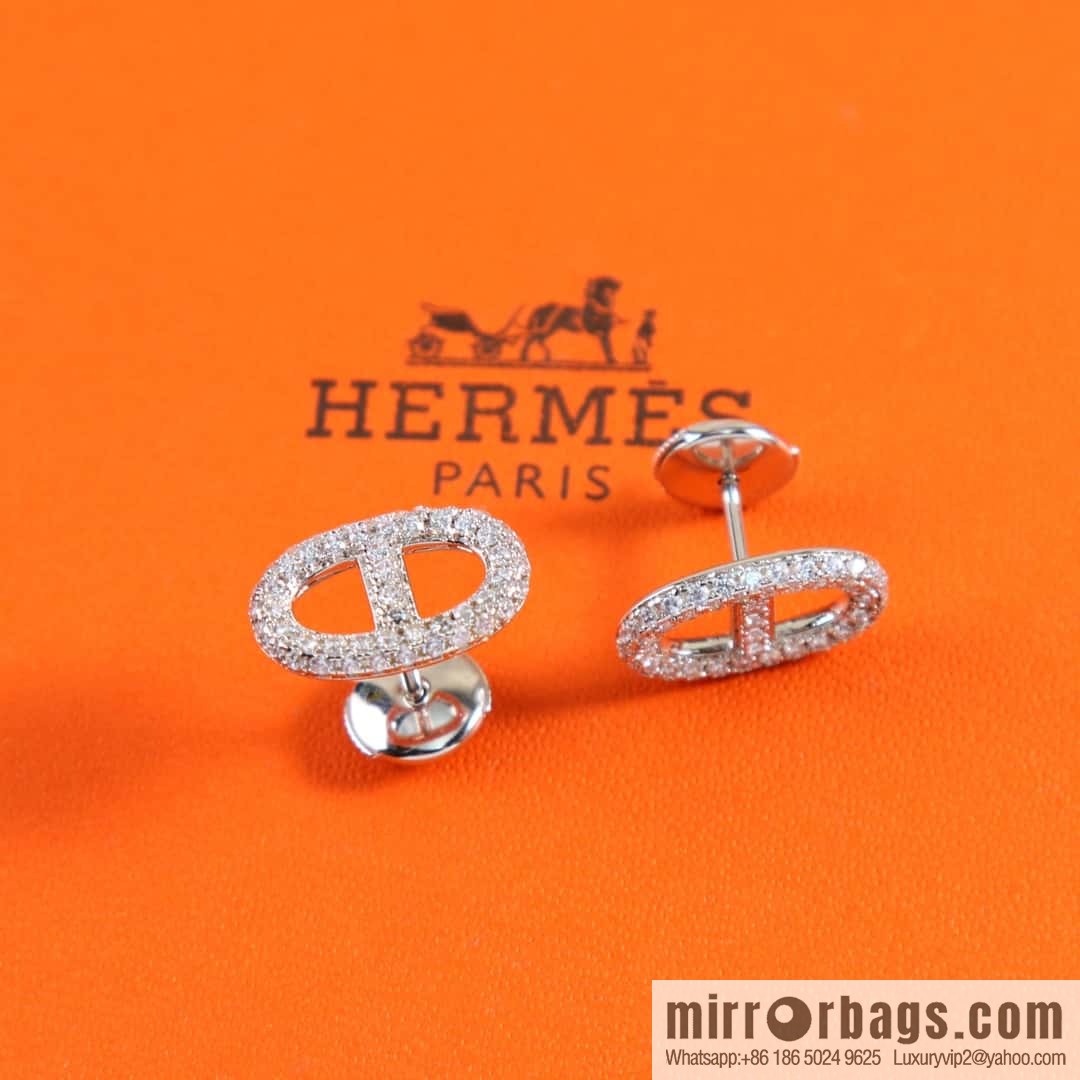 New ☑️ Hermès HERMES full drill pig nose stud earrings