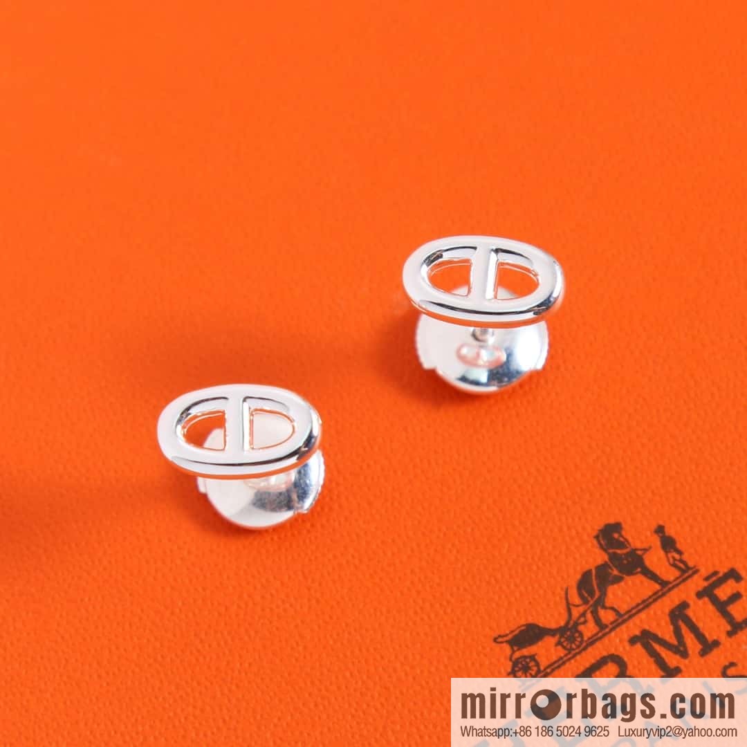 New ☑️ Hermès HERMES smooth pig nose stud earrings