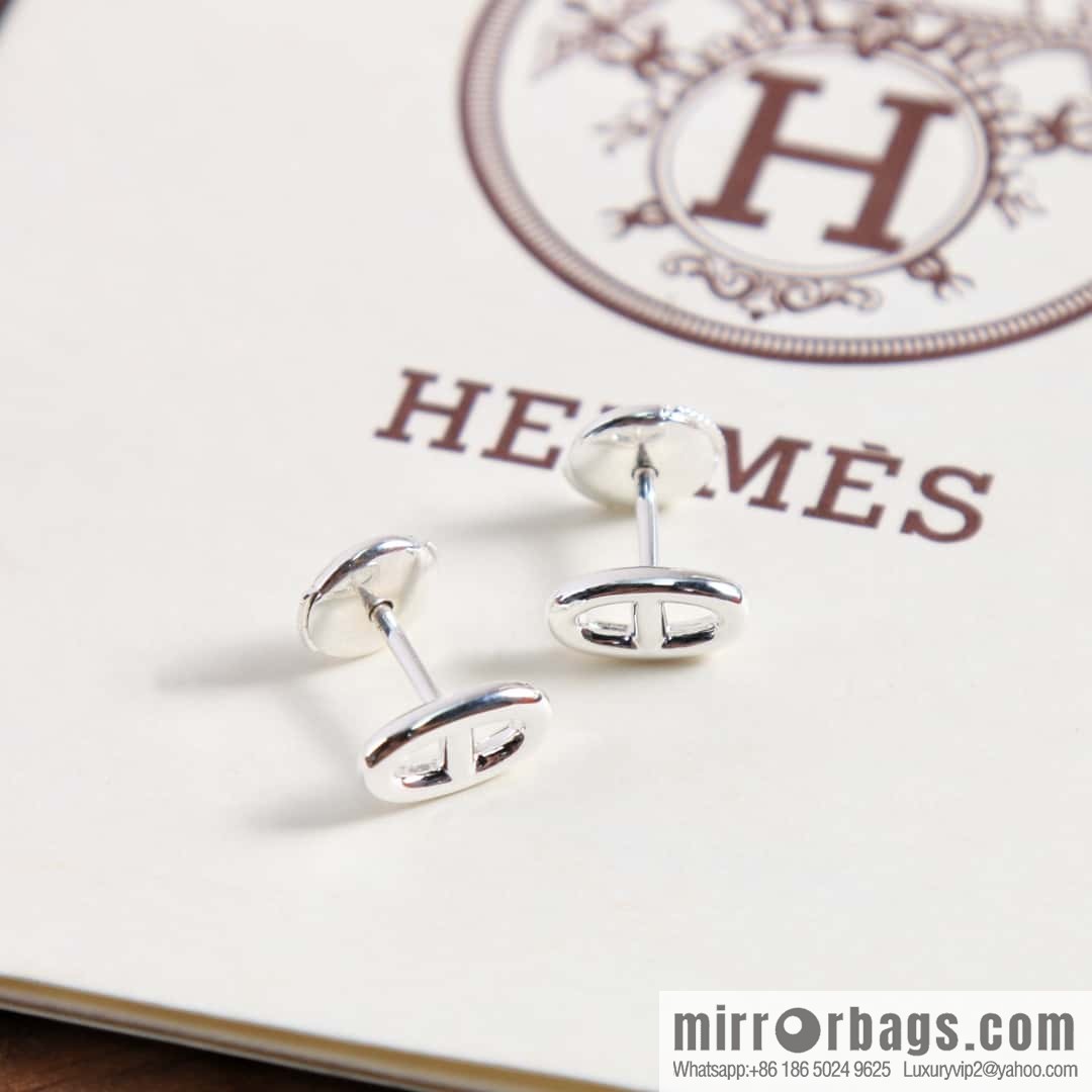 New ☑️ Hermès HERMES smooth pig nose stud earrings