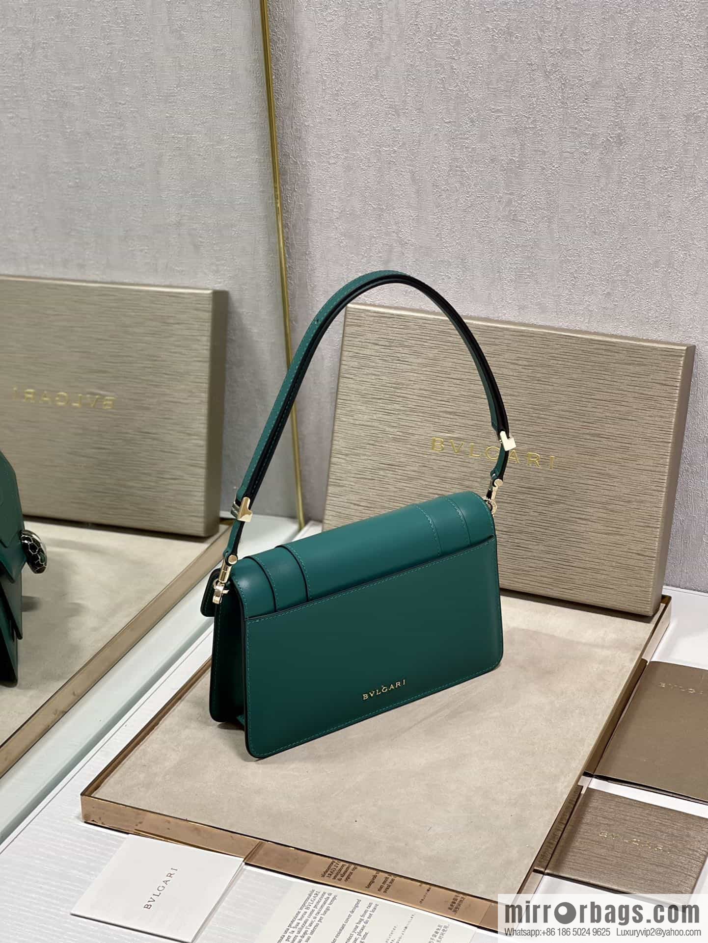 SERPENTI FOREVER EAST-WEST series small shoulder bag Model: 292104