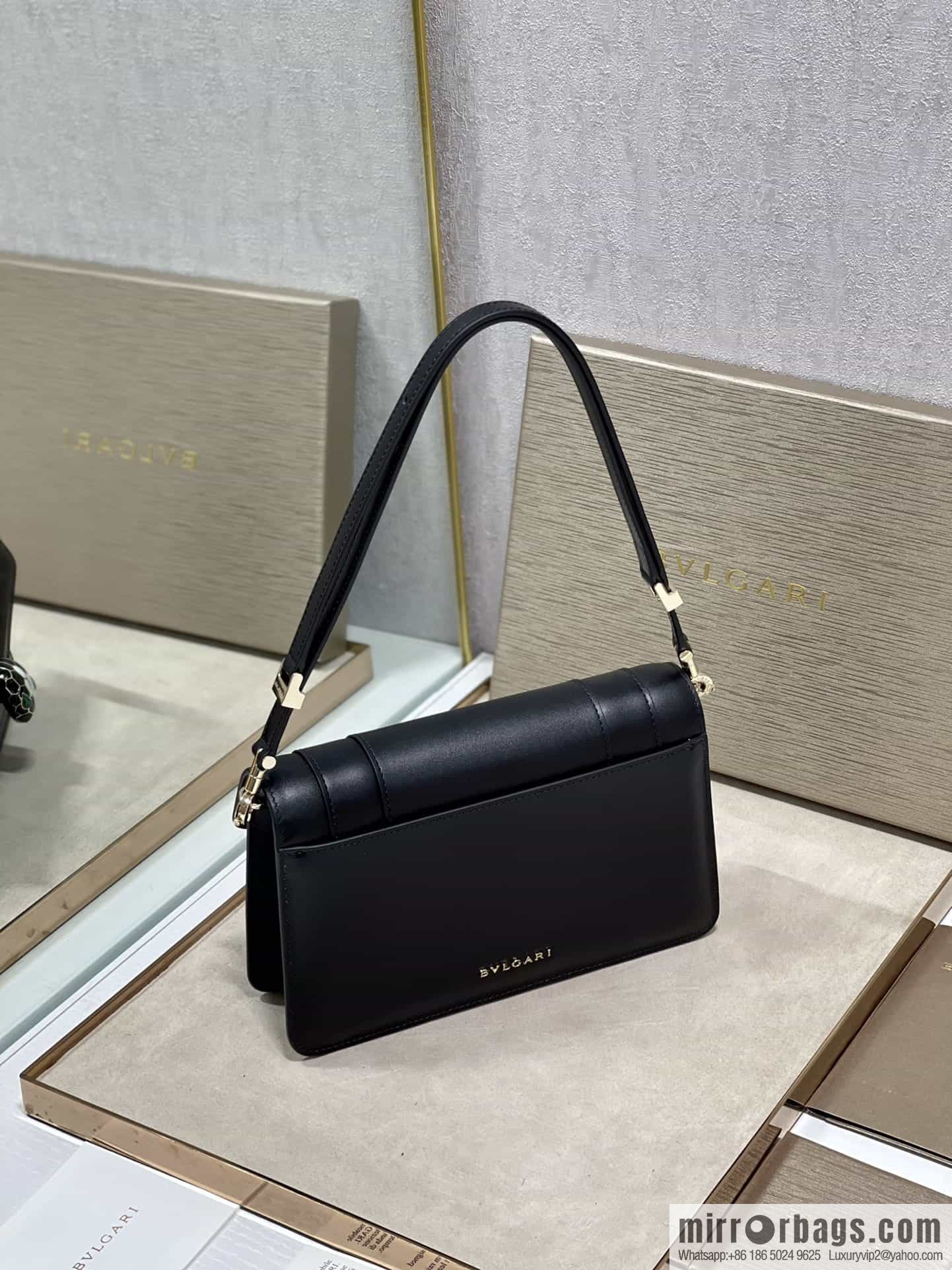 SERPENTI FOREVER EAST-WEST series small shoulder bag Model: 292104