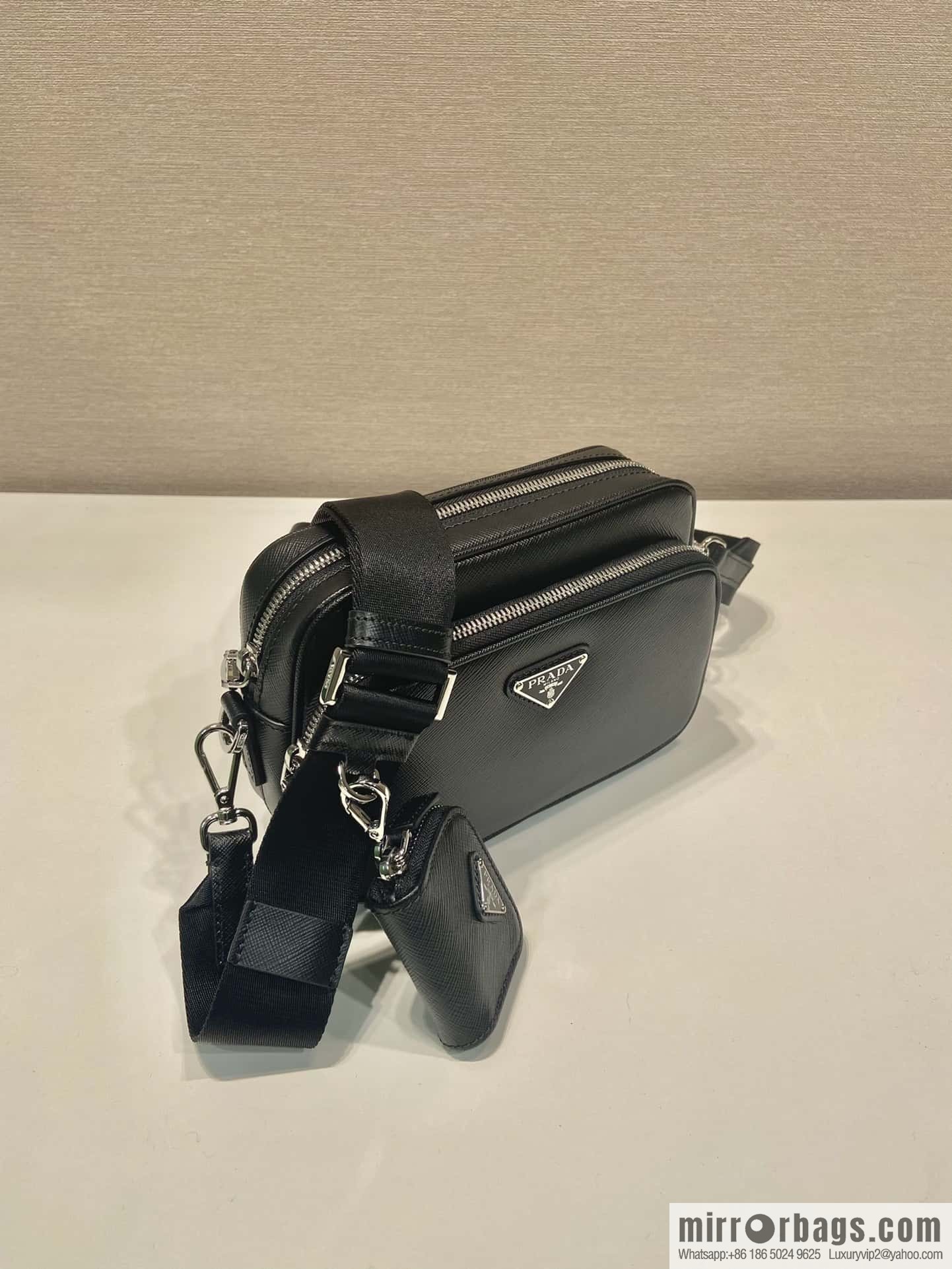 Prada Saffiano leather (fabric) shoulder bag 2VH170