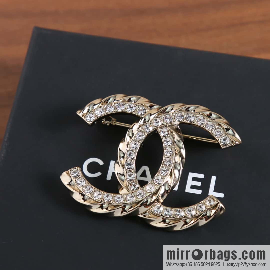 New ☑️ Chanel Double C Half Diamond Brooch