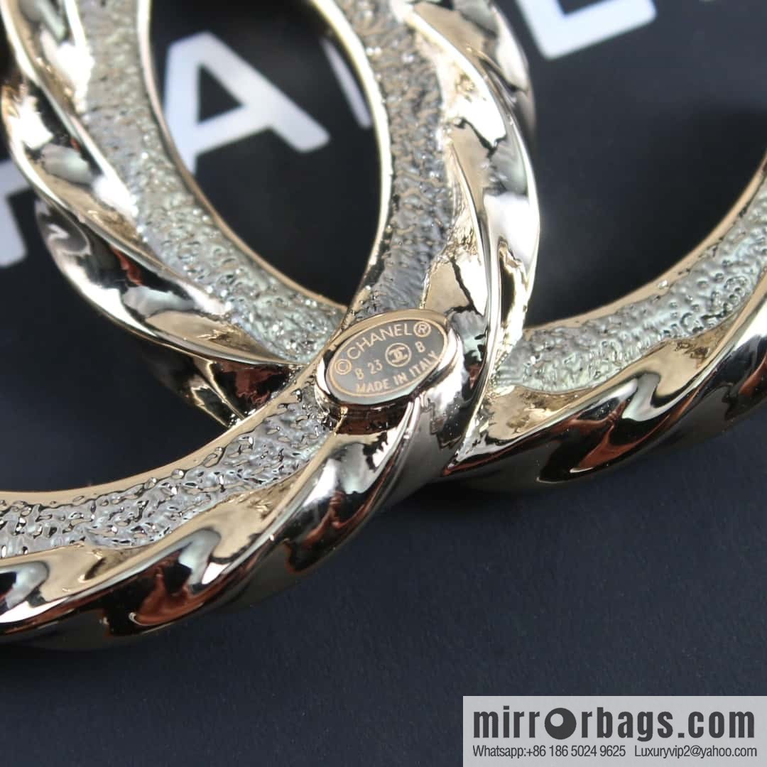New ☑️ Chanel Double C Half Diamond Brooch