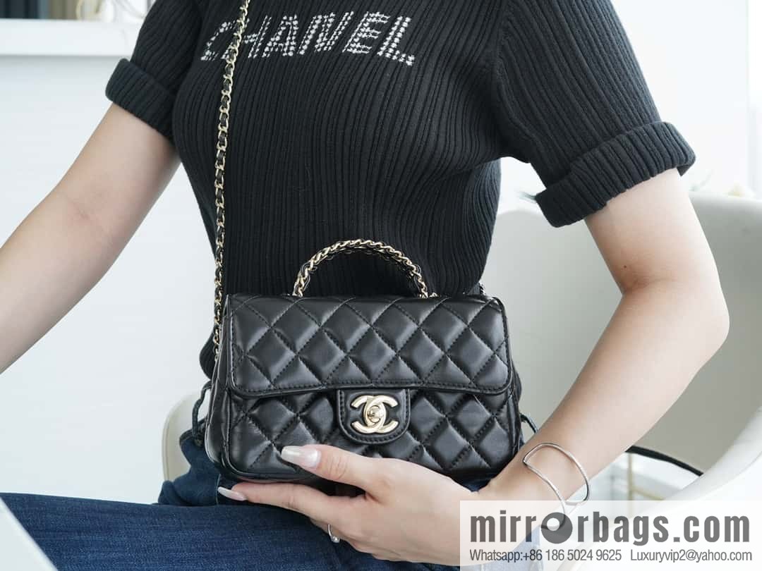 CHANEL 23A rhinestone handle cf small black AS4140
