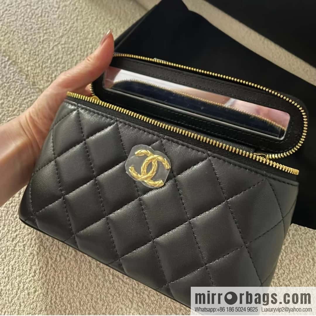 CHANEL 23A Premium Handicraft Collection, Limited Edition Gem chain strap box bag AP3416 black