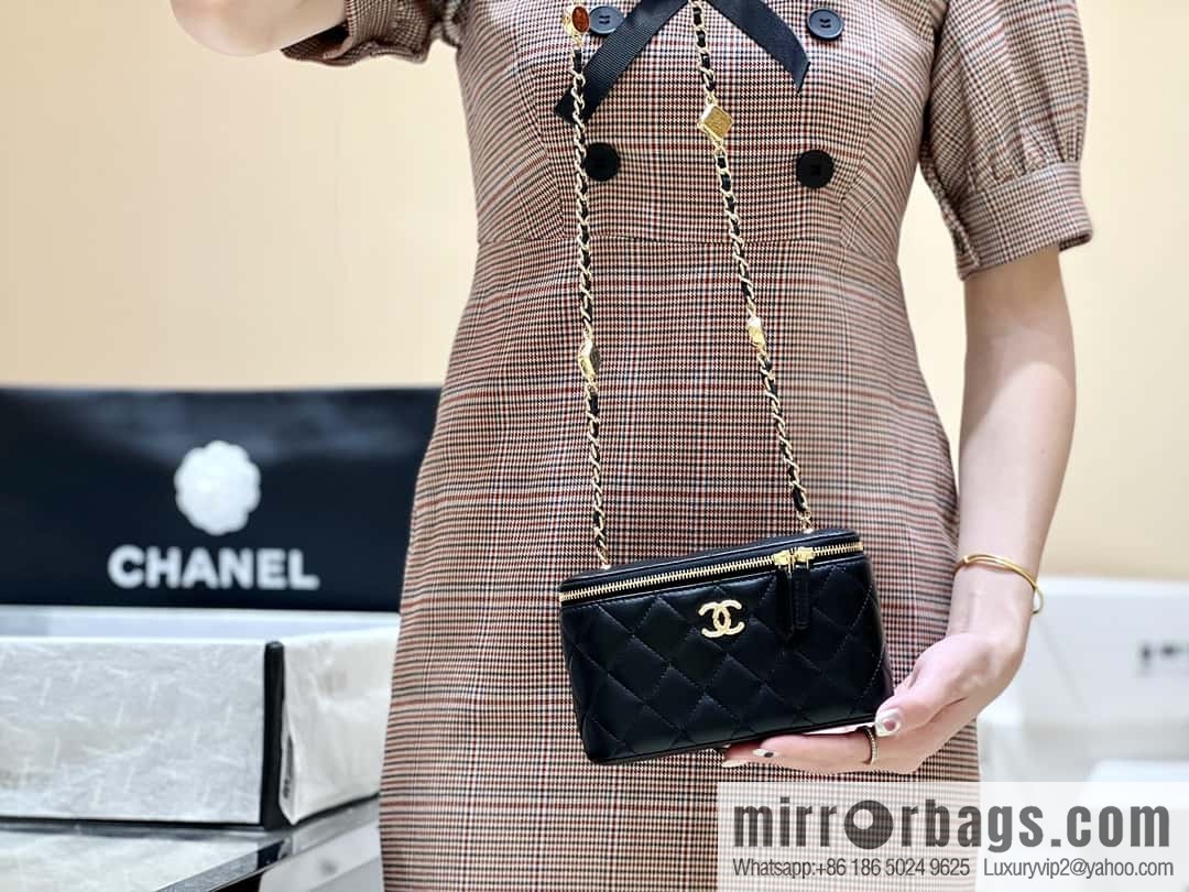 CHANEL 23A Premium Handicraft Collection, Limited Edition Gem chain strap box bag AP3416 black