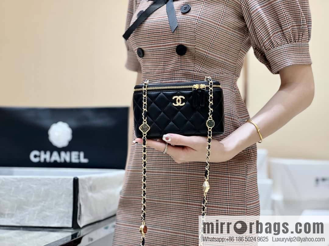 CHANEL 23A Premium Handicraft Collection, Limited Edition Gem chain strap box bag AP3416 black