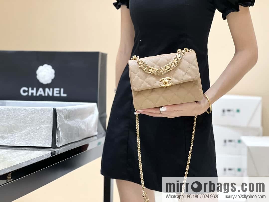 CHANEL 22k autumn and winter high-end ready-to-wear series, lychee leather square fat AS3580 milk tea color