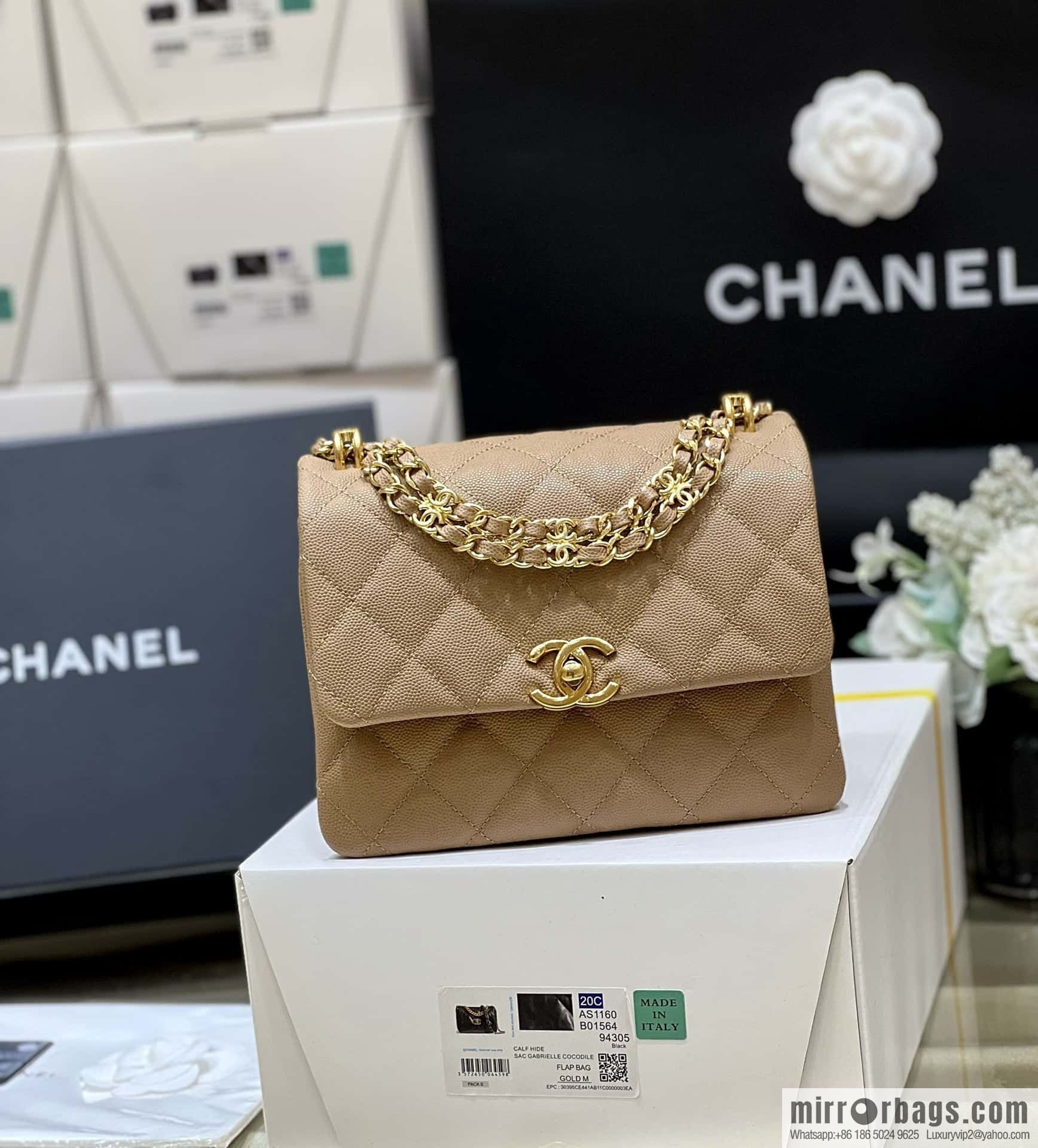 CHANEL 22k autumn and winter high-end ready-to-wear series, lychee leather square fat AS3580 milk tea color
