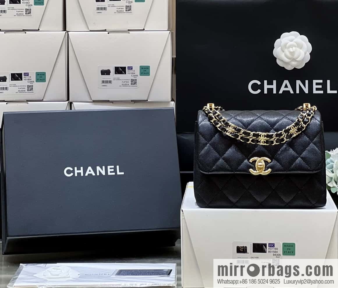CHANEL 22k autumn and winter high-end ready-to-wear series, lychee leather square fat AS3580 black