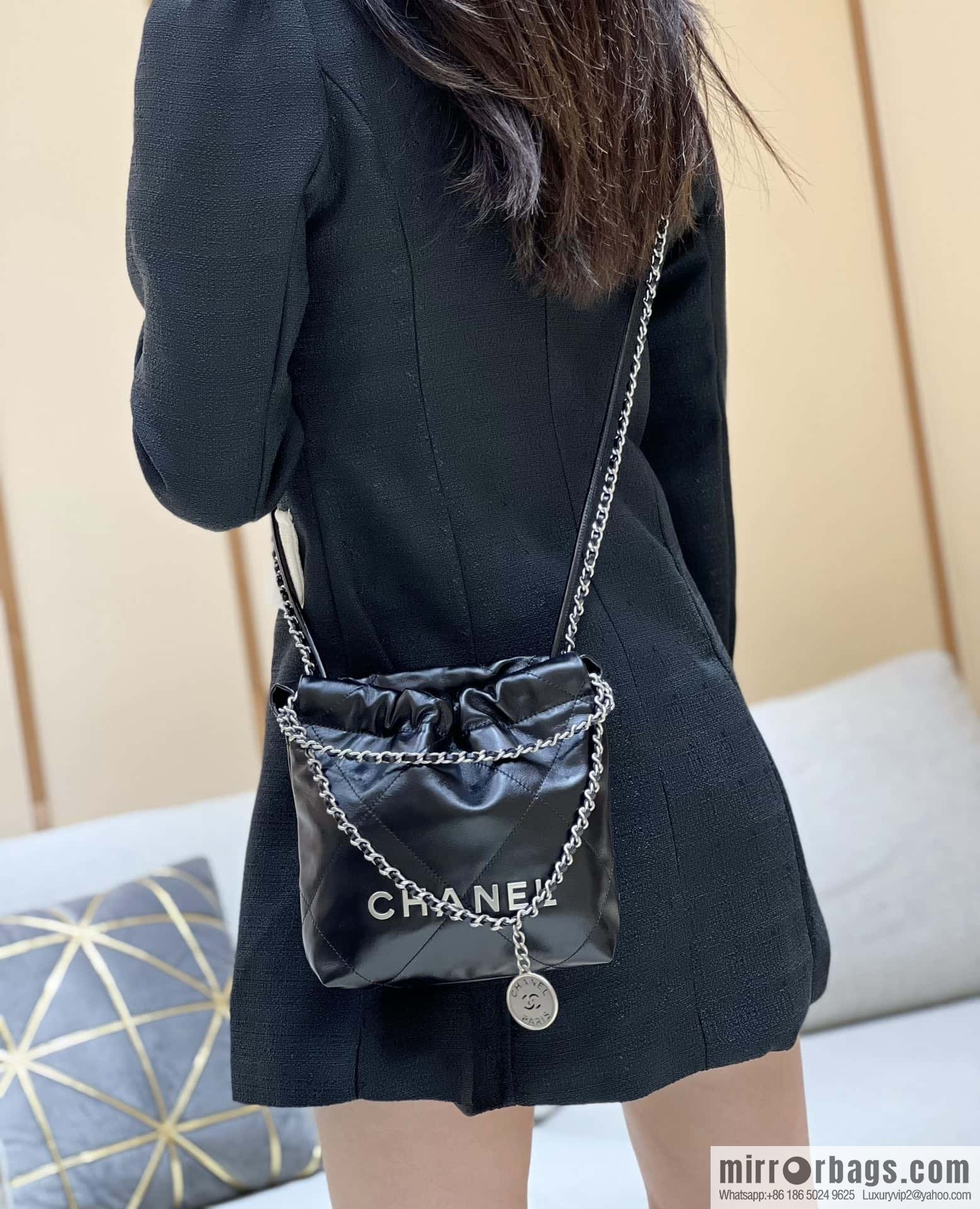 CHANEL 23S spring and summer series mini 22 bags AS3980 black