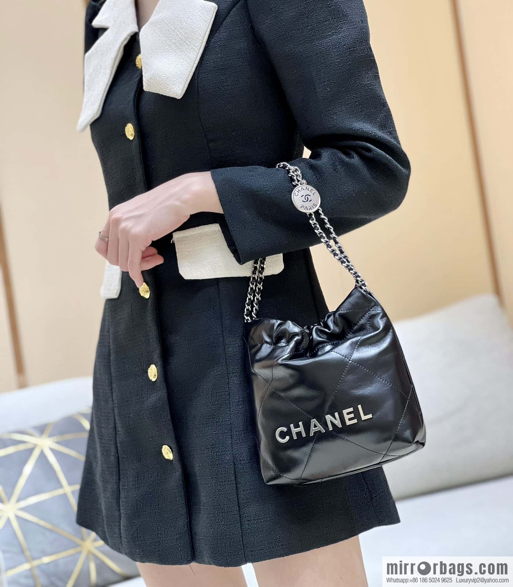 CHANEL 23S spring and summer series mini 22 bags AS3980 black