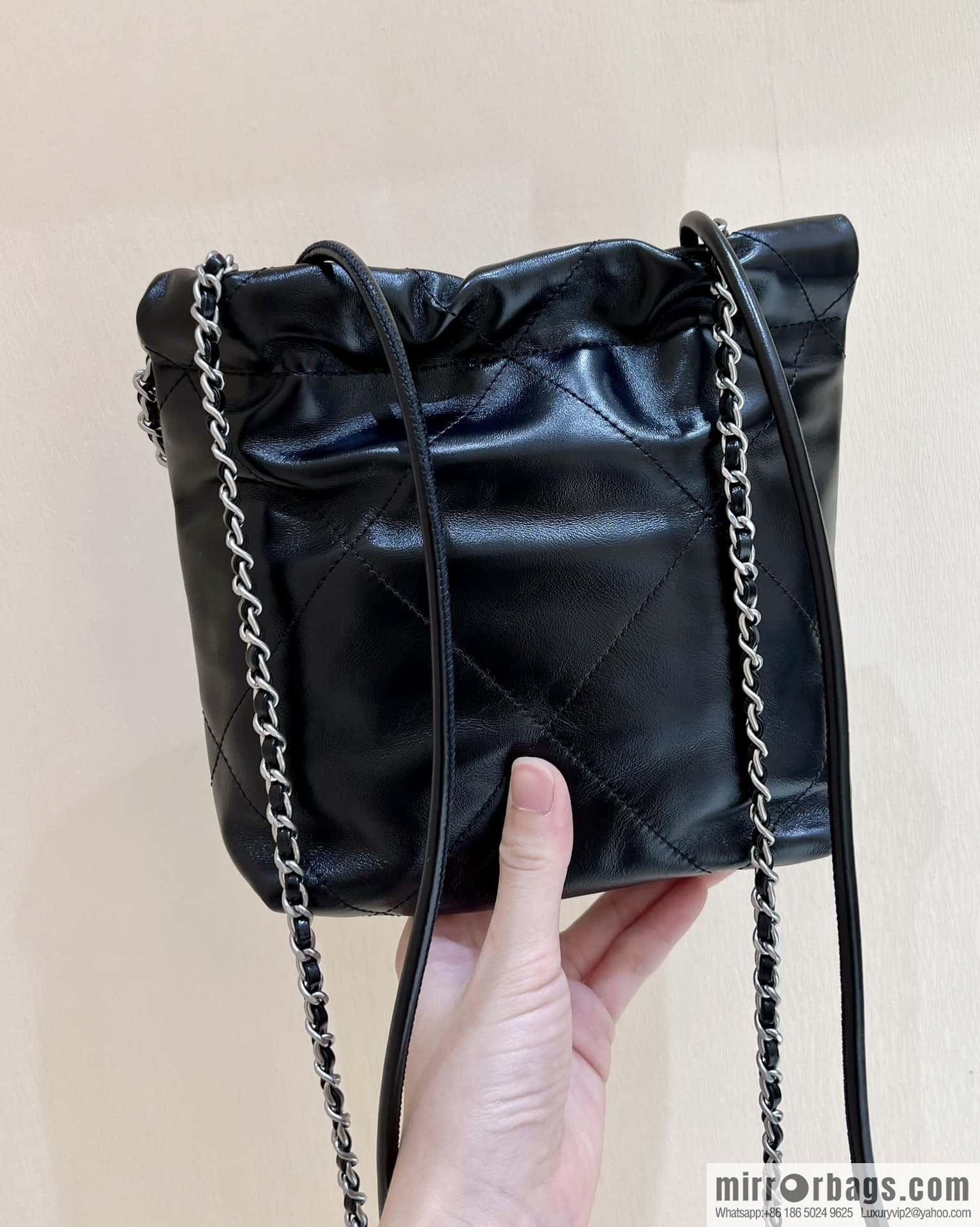 CHANEL 23S spring and summer series mini 22 bags AS3980 black