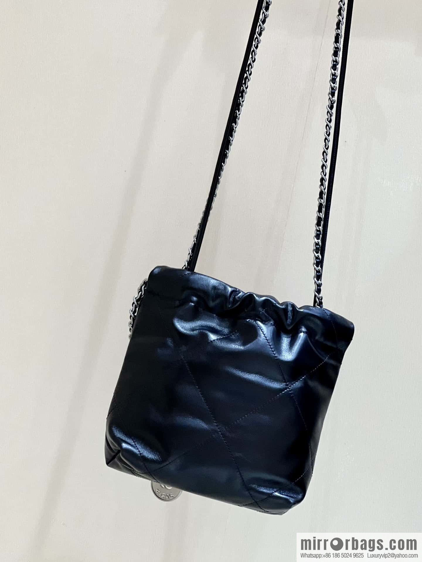 CHANEL 23S spring and summer series mini 22 bags AS3980 black