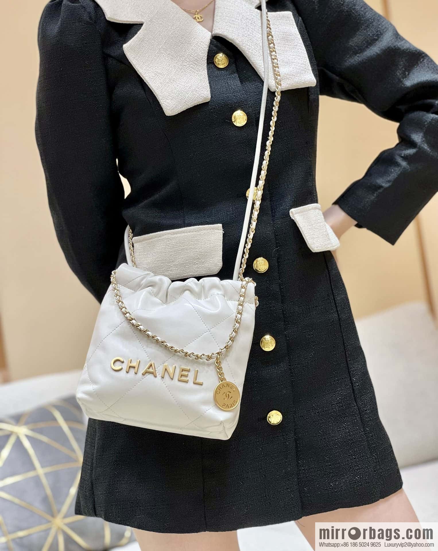 CHANEL 23S spring and summer series mini 22 bags AS3980 white